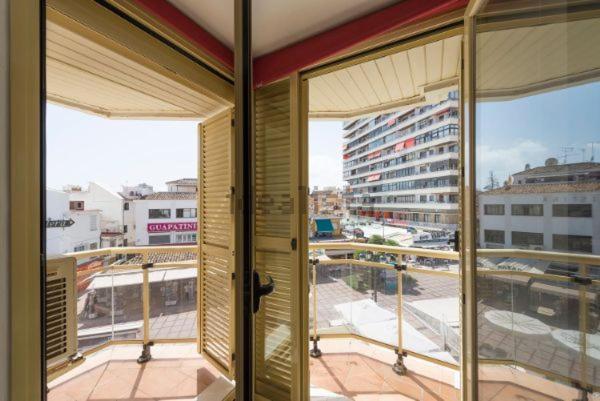 Puerta Del Sol Trm Only Adults Aparts Torremolinos Bagian luar foto